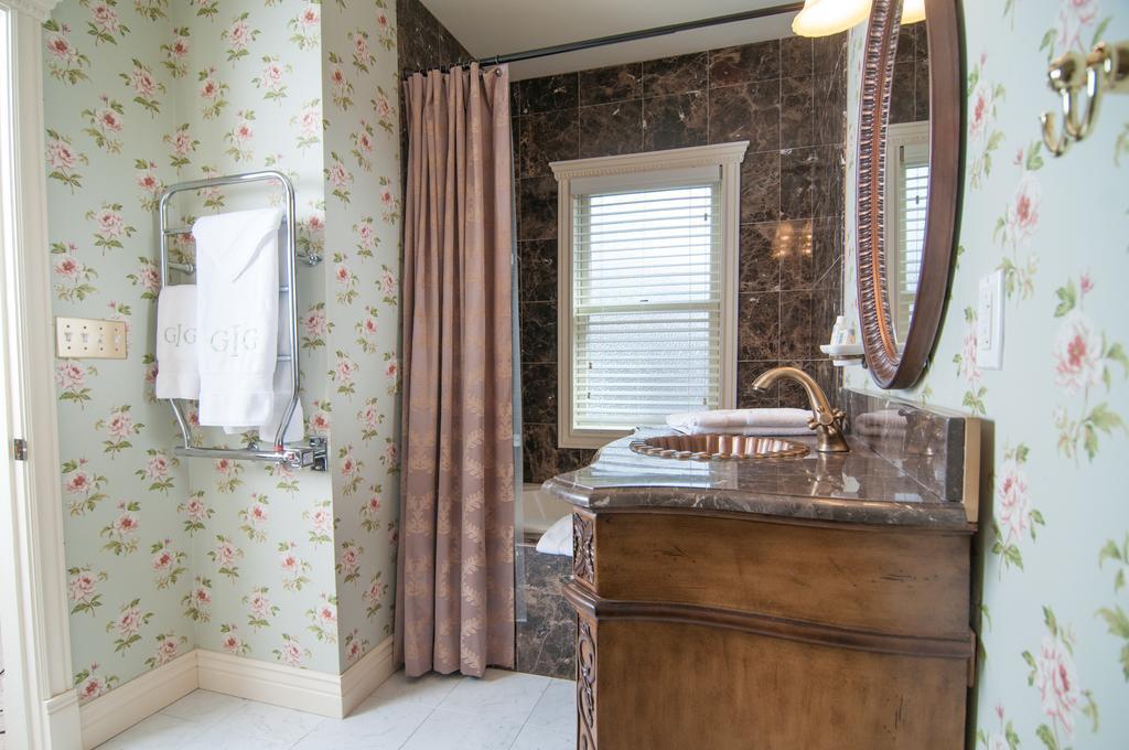 Greene Gables Inn White Hall Ngoại thất bức ảnh